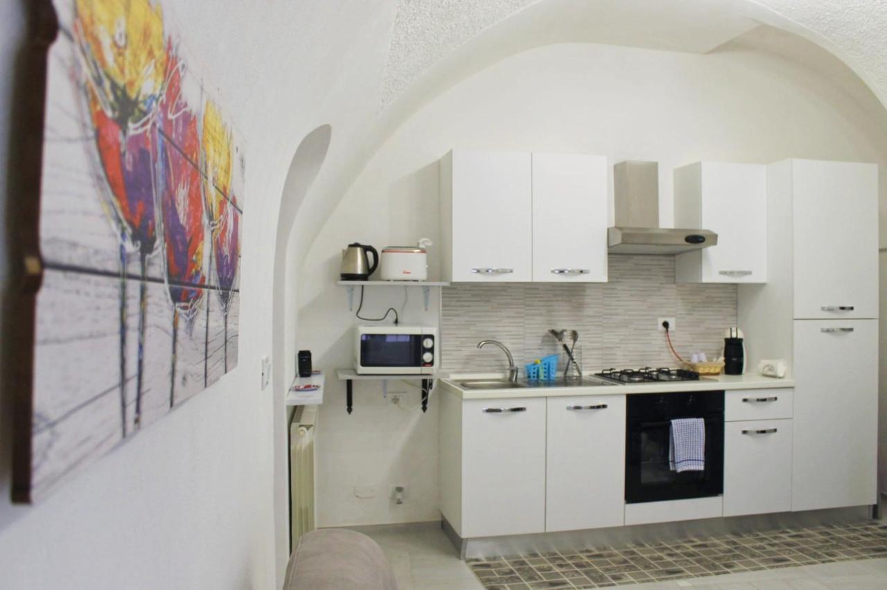 ドルチェアックアA Casa Di Fedeアパートメント エクステリア 写真