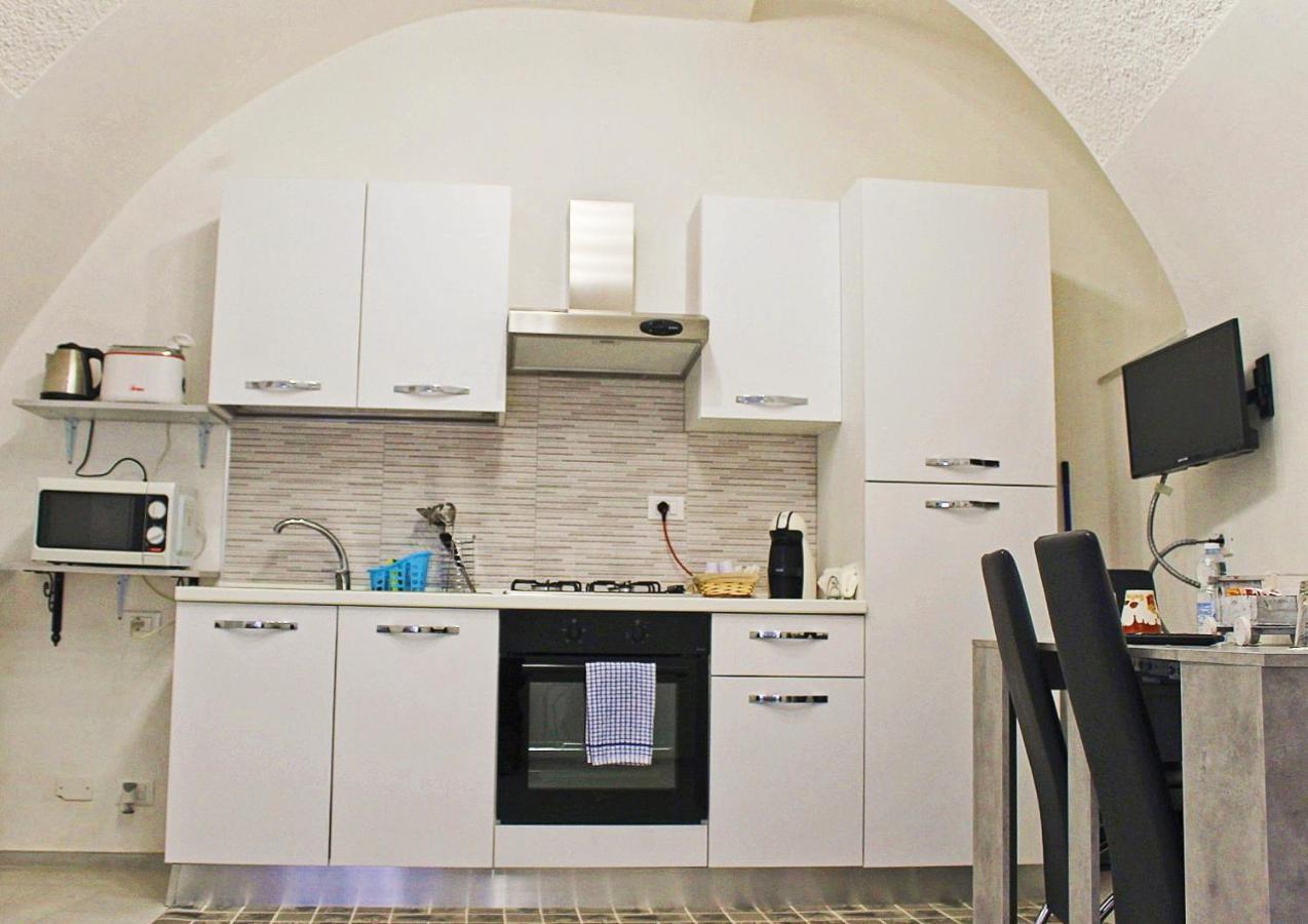 ドルチェアックアA Casa Di Fedeアパートメント エクステリア 写真