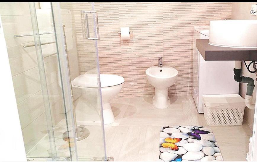 ドルチェアックアA Casa Di Fedeアパートメント エクステリア 写真