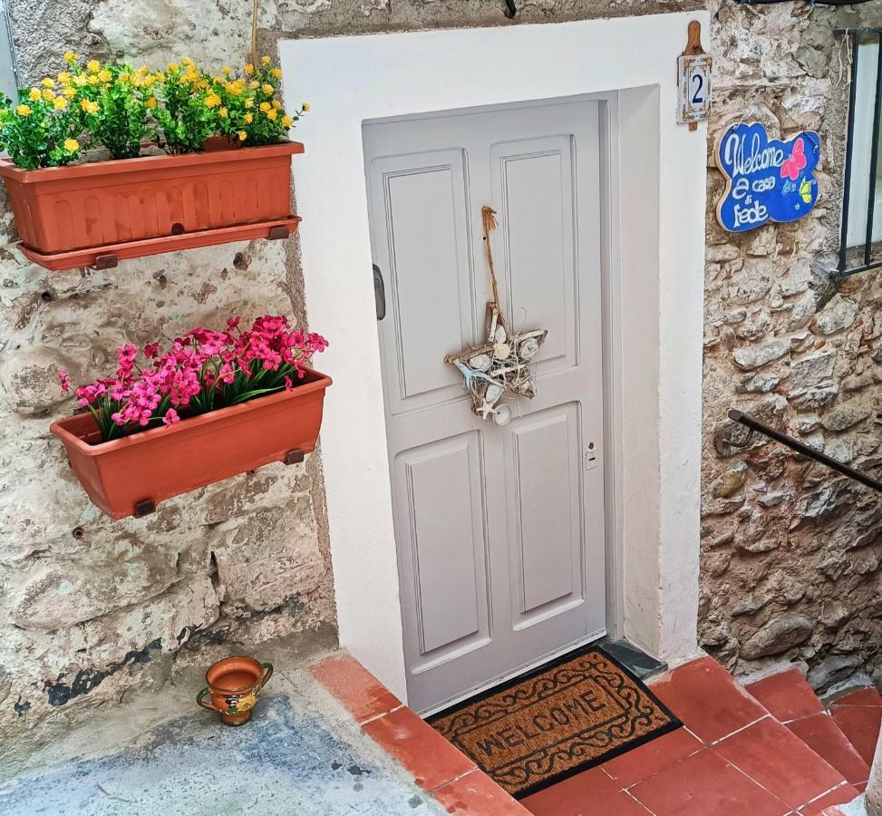 ドルチェアックアA Casa Di Fedeアパートメント エクステリア 写真